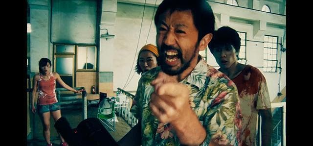 カメラを止めるな!